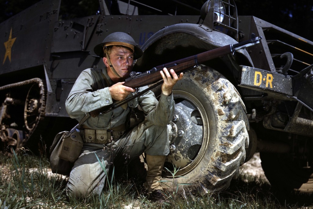 World-War-II-soldier-gun